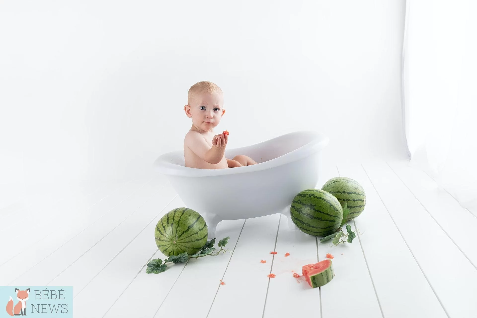 Pourquoi utiliser une tétine grignoteuse pour donner des morceaux de fruits  à bébé ? - Bébé News