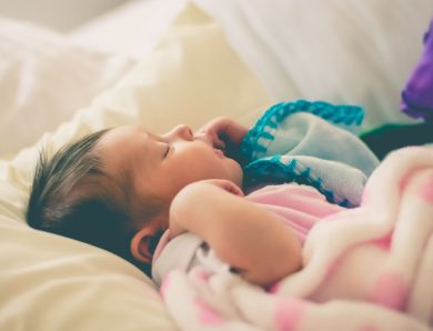 Quels sont les avantages d’un réducteur de lit pour bébé ?